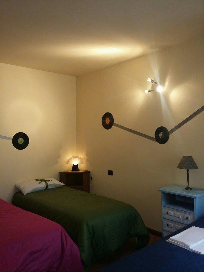 Mantua Hostal Экстерьер фото